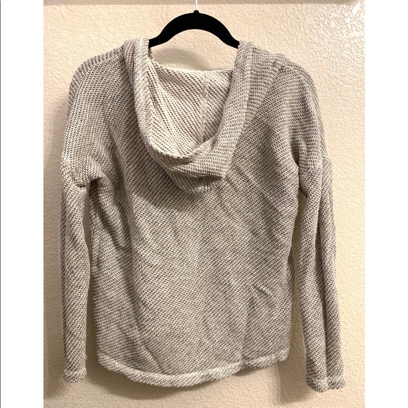 American Eagle Outfitters Sweatshirt - Picture 2 of 2